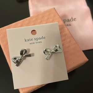 Kate Spade ♠️ Sterling Silver Bow Earrings 🎀